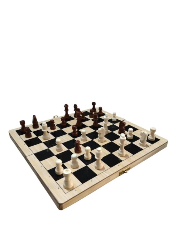 ToyGenie Wooden Chess Foldable Board Set - Image 3