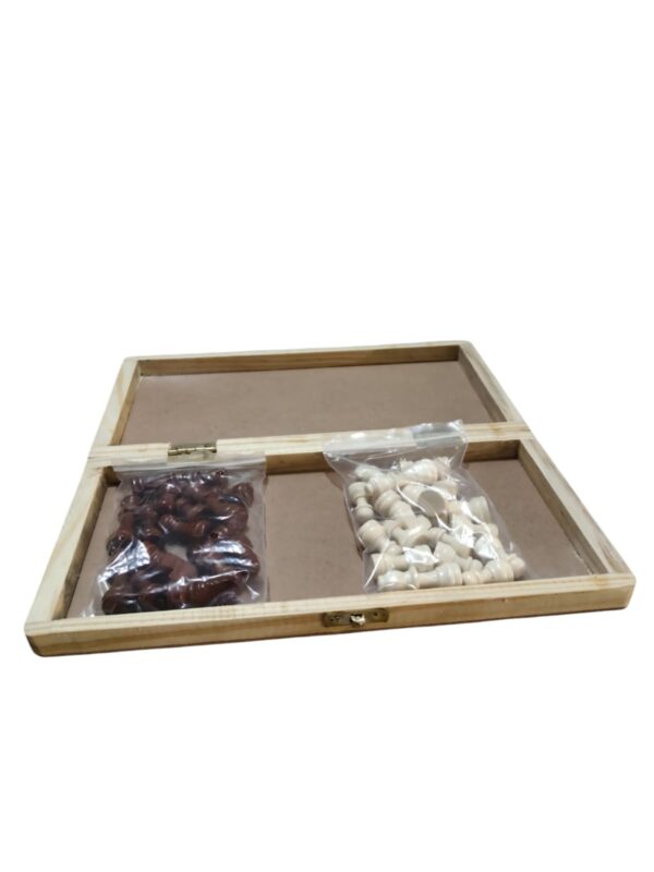 ToyGenie Wooden Chess Foldable Board Set - Image 4